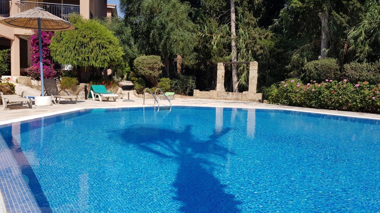 Paradise Gardens IV 2 Bd Amazing Apartment Пафос Екстериор снимка