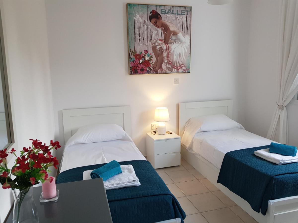 Paradise Gardens IV 2 Bd Amazing Apartment Пафос Екстериор снимка
